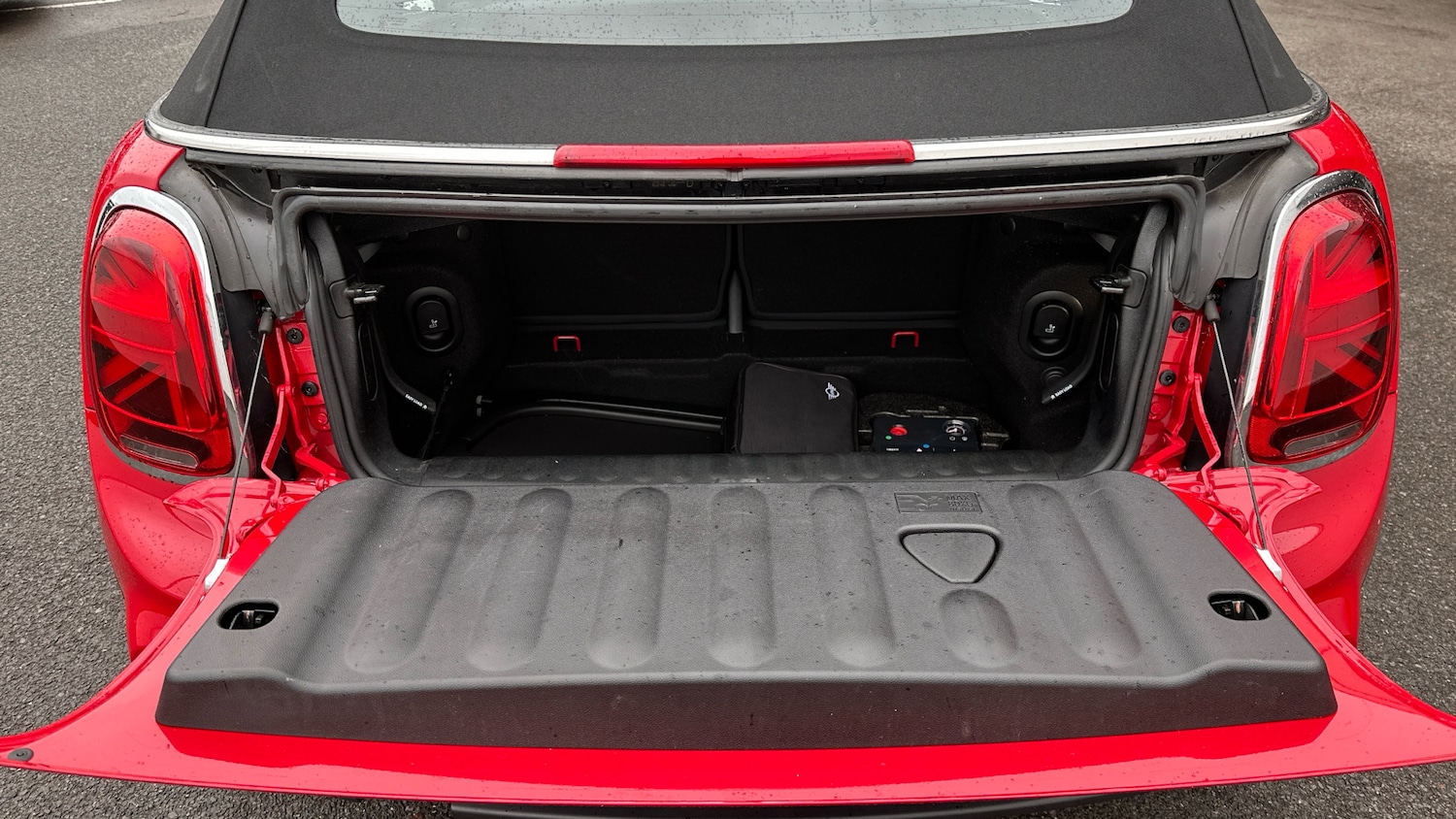 Used MINI Convertible 2020 for sale - 76956996: Photo 13