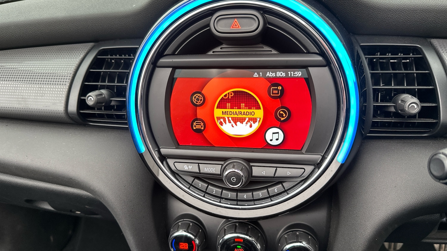 Used MINI Convertible 2020 for sale - 76956996: Photo 38