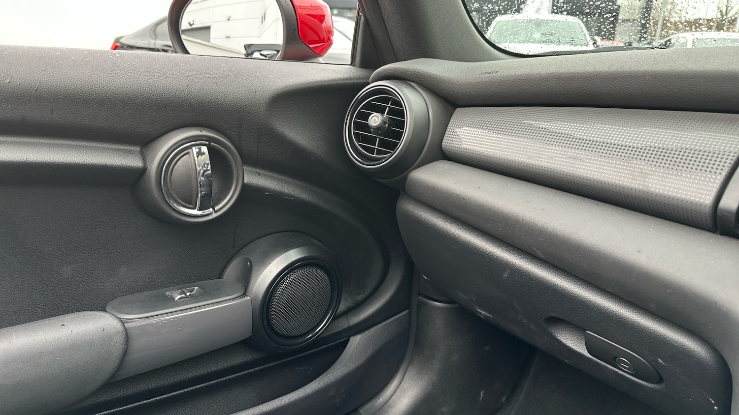 Used MINI Convertible 2020 for sale - 76956996: Photo 40