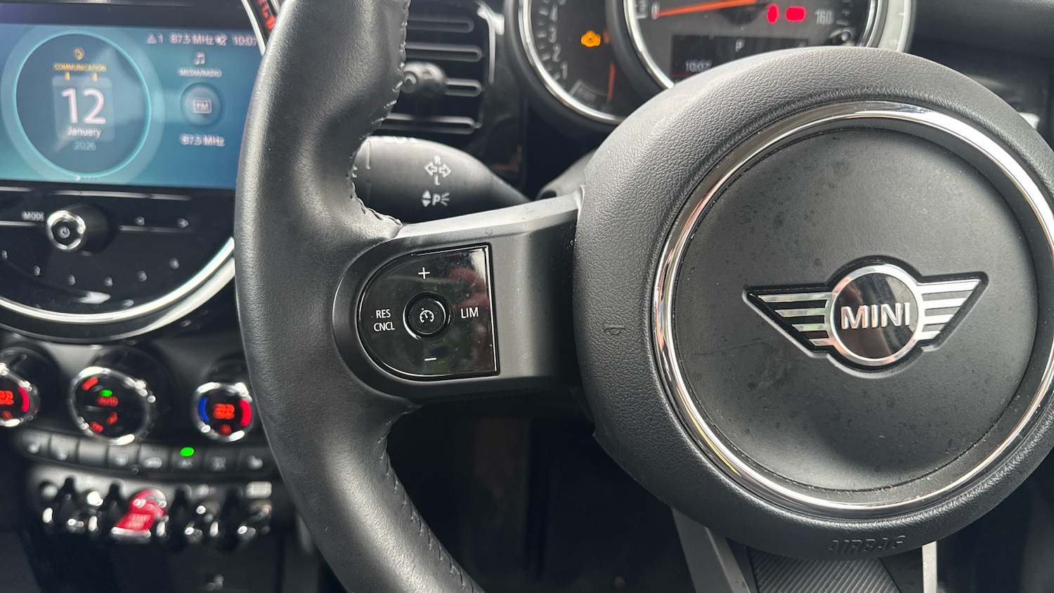 Used MINI Hatch 2022 for sale - 77201127: Photo 17