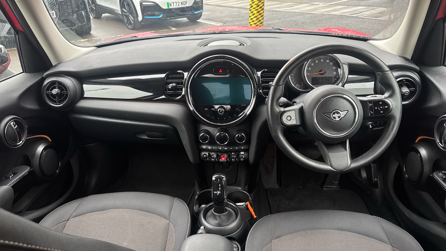 Used MINI Hatch 2022 for sale - 77201127: Photo 4