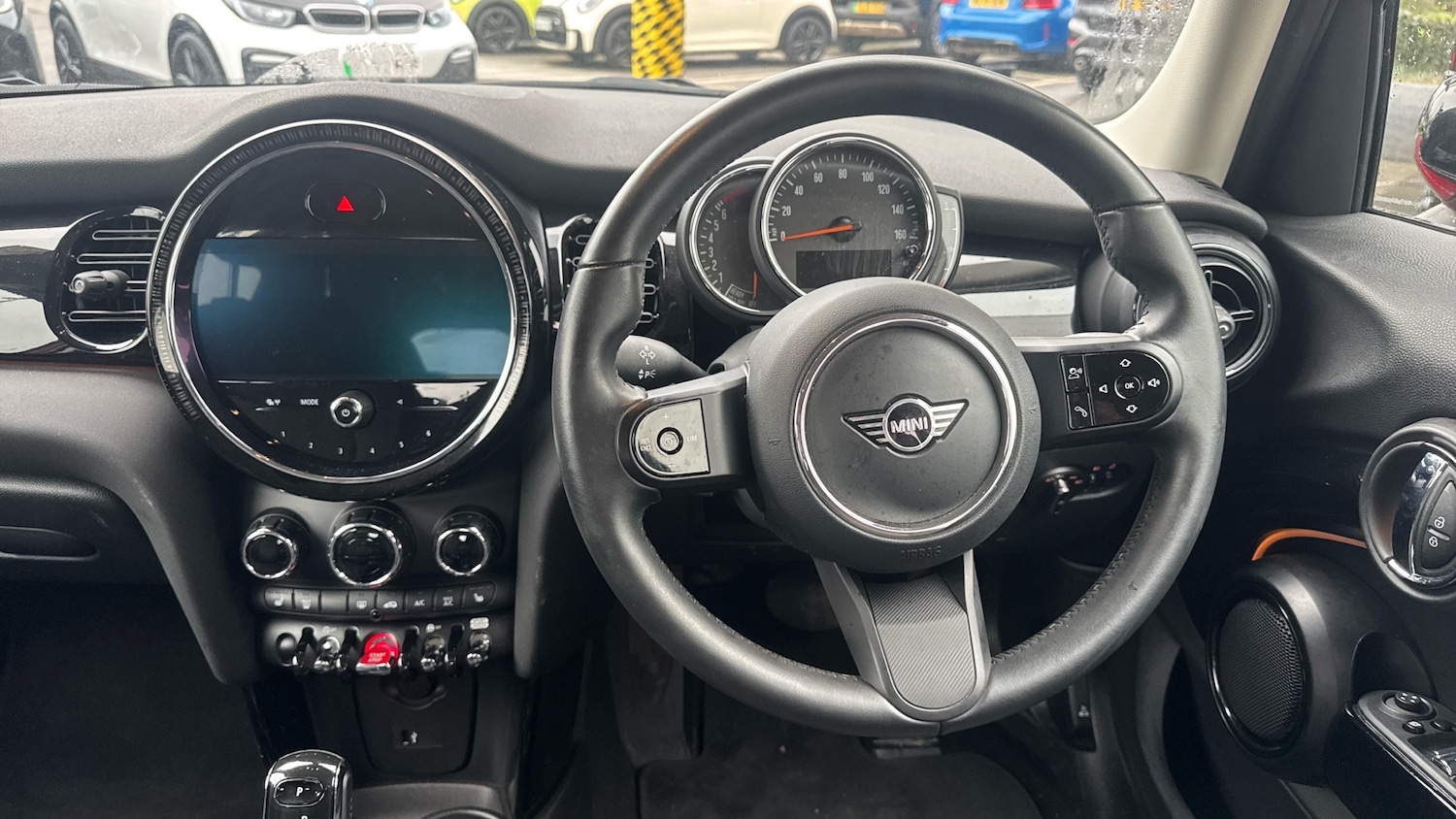 Used MINI Hatch 2022 for sale - 77201127: Photo 5