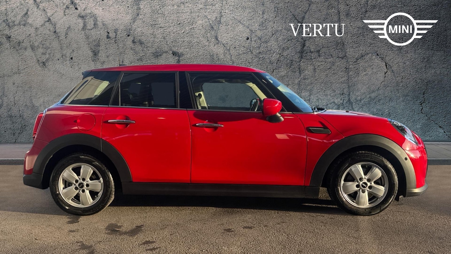 Used MINI Hatch 2022 for sale - 77323799: Photo 3