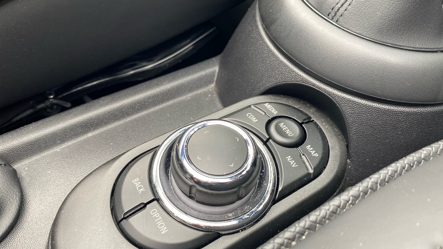 Used MINI Convertible 2022 for sale - 76230800: Photo 19