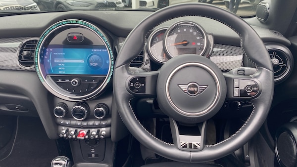 Used MINI Convertible 2022 for sale - 76230800: Photo 5
