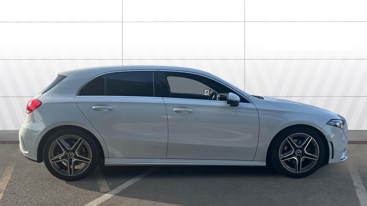 Used Mercedes-Benz A-Class 2023 for sale - 76275894: Photo 3