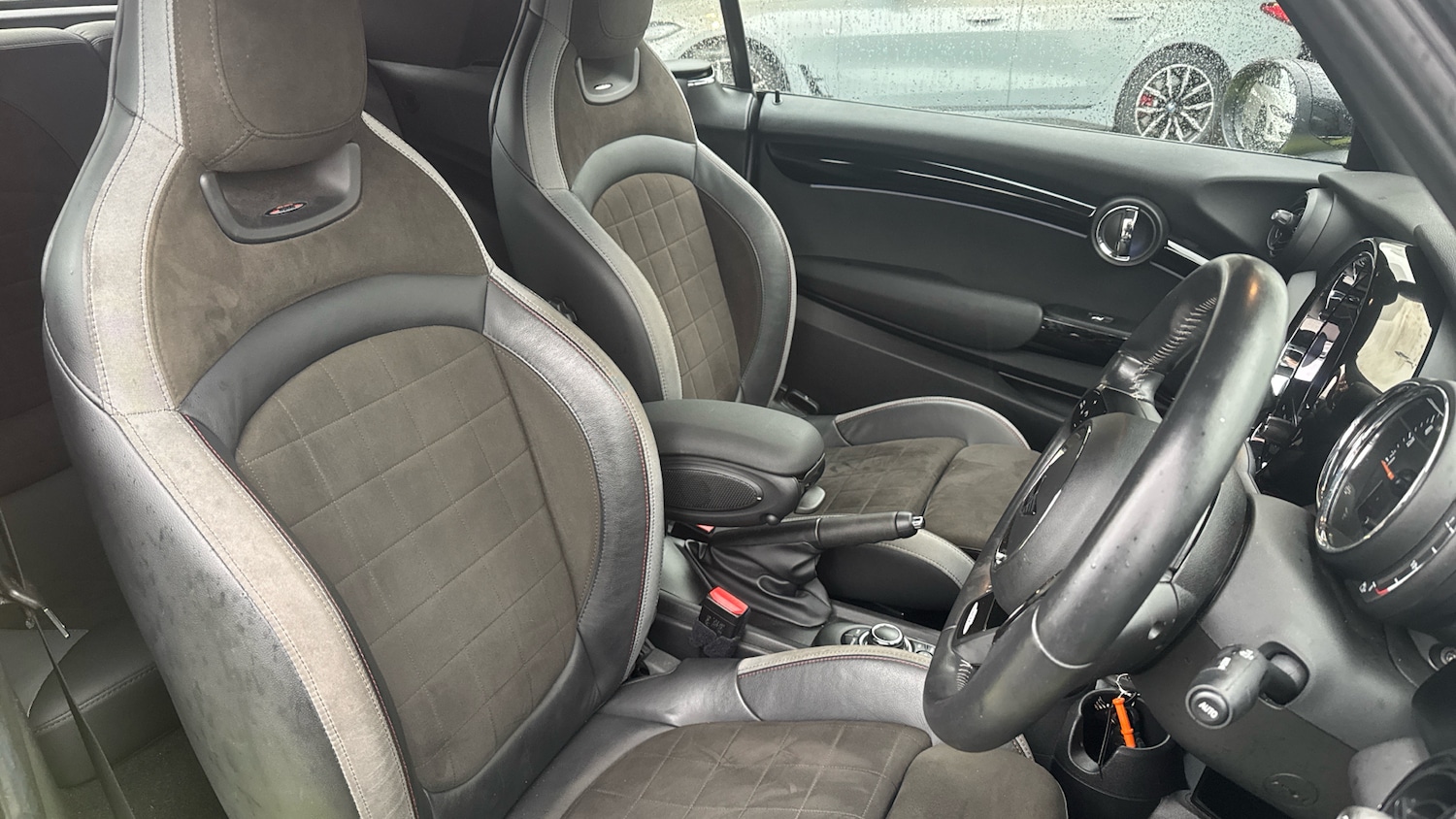 Used MINI Convertible 2021 for sale - 76564912: Photo 11