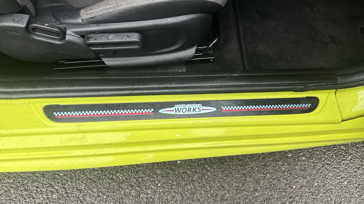 Used MINI Convertible 2021 for sale - 76564912: Photo 35