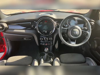 Used MINI Hatch 2022 for sale - 78453256: Photo