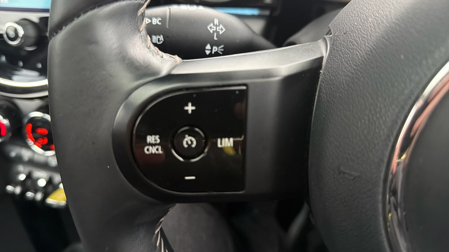 Used MINI Hatch 2022 for sale - 77033354: Photo 17