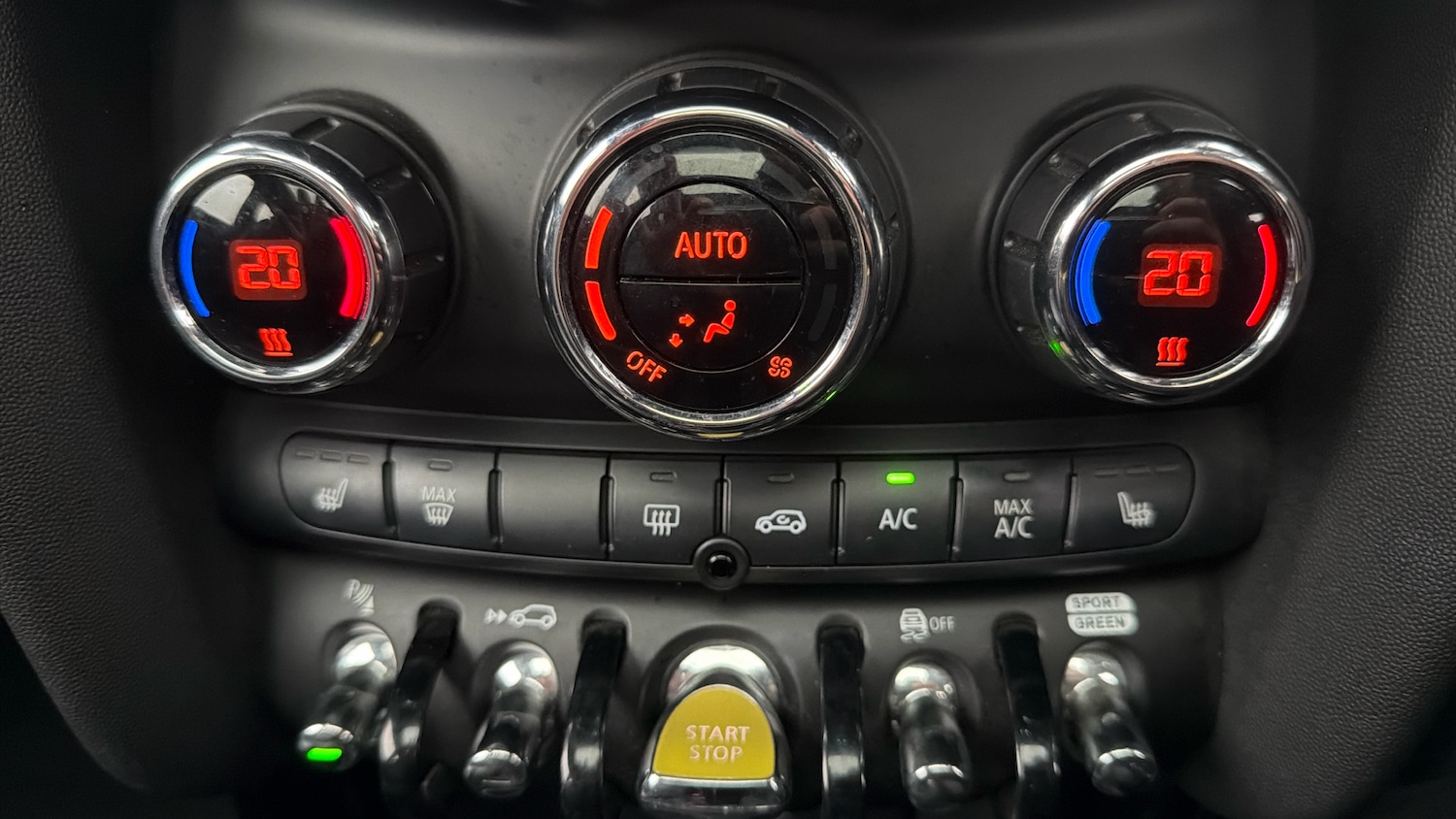 Used MINI Hatch 2022 for sale - 77033354: Photo 33