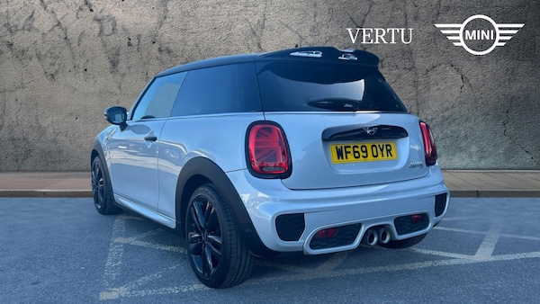 Used MINI Hatch 2019 for sale - 76192430: Photo 2