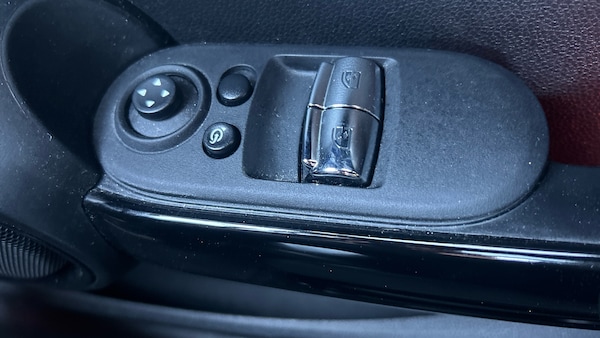 Used MINI Hatch 2019 for sale - 76192430: Photo 31