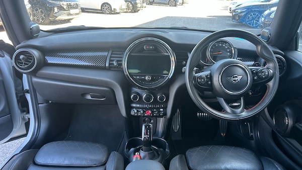 Used MINI Hatch 2019 for sale - 76192430: Photo 4