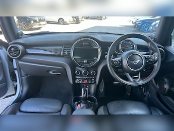 Used MINI Hatch 2019 for sale - 76192430: Photo 4