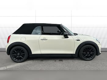 Used MINI Convertible 2017 for sale - 79858876: Photo
