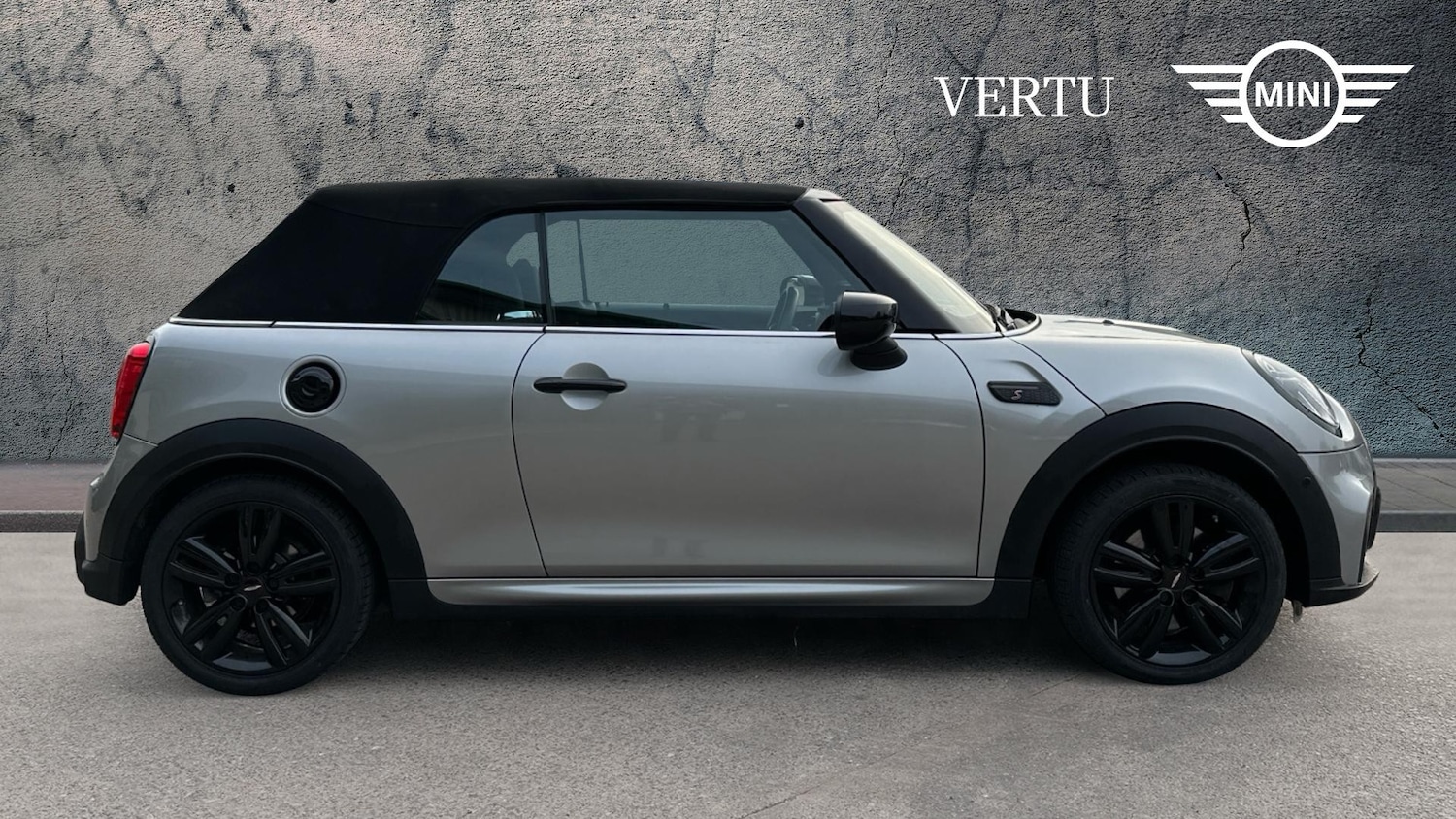 Used MINI Convertible 2023 for sale - 77998228: Photo 3