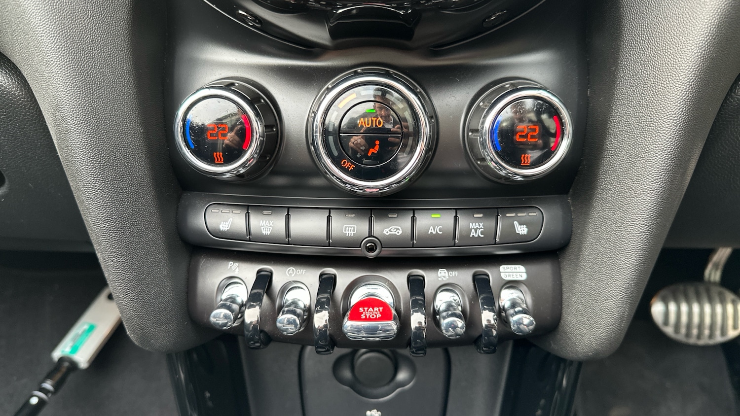 Used MINI Convertible 2023 for sale - 77998228: Photo 44