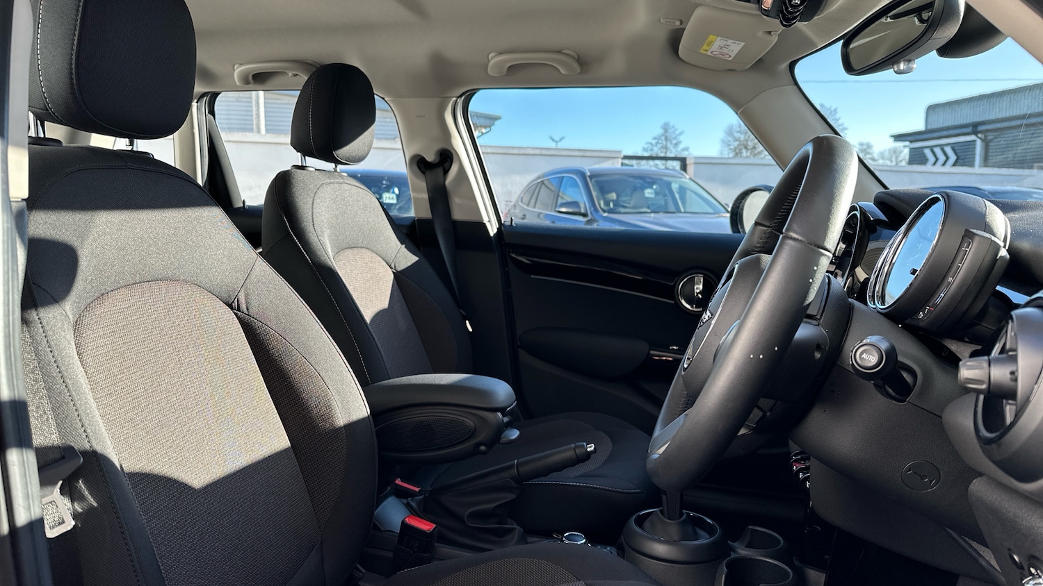 Used MINI Hatch 2022 for sale - 77170301: Photo 11