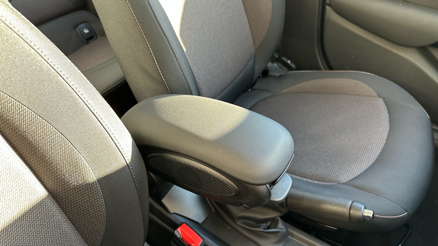 Used MINI Hatch 2022 for sale - 77170301: Photo 39