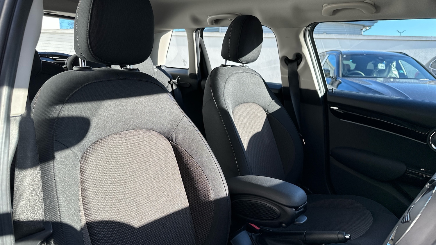 Used MINI Hatch 2022 for sale - 77170301: Photo 43