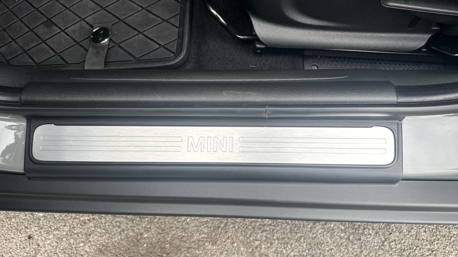 Vehicle 35