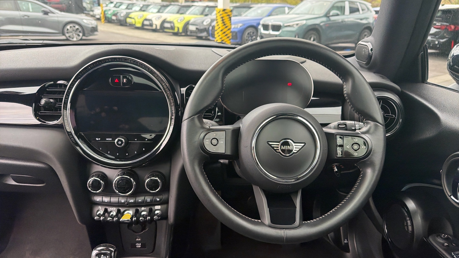 Used MINI Hatch 2021 for sale - 76692664: Photo 5