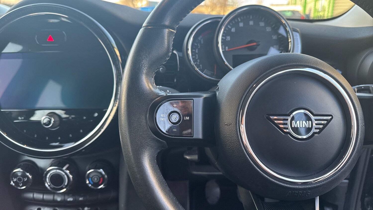 Used MINI Hatch 2022 for sale - 77915889: Photo 17