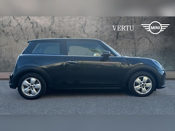 Used MINI Hatch 2022 for sale - 77915889: Photo