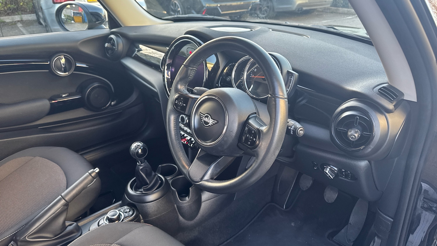Used MINI Hatch 2022 for sale - 77915889: Photo 6