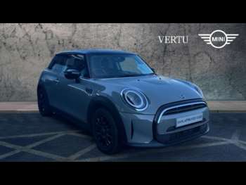 2022 (72) - 1.5 Cooper Classic 3dr Auto Petrol Hatchback