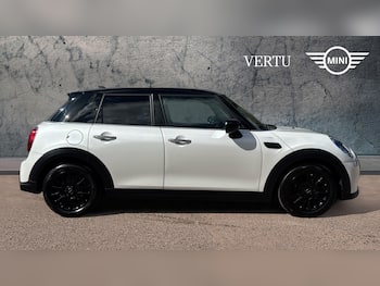 Used MINI Hatch 2024 for sale - 79864950: Photo