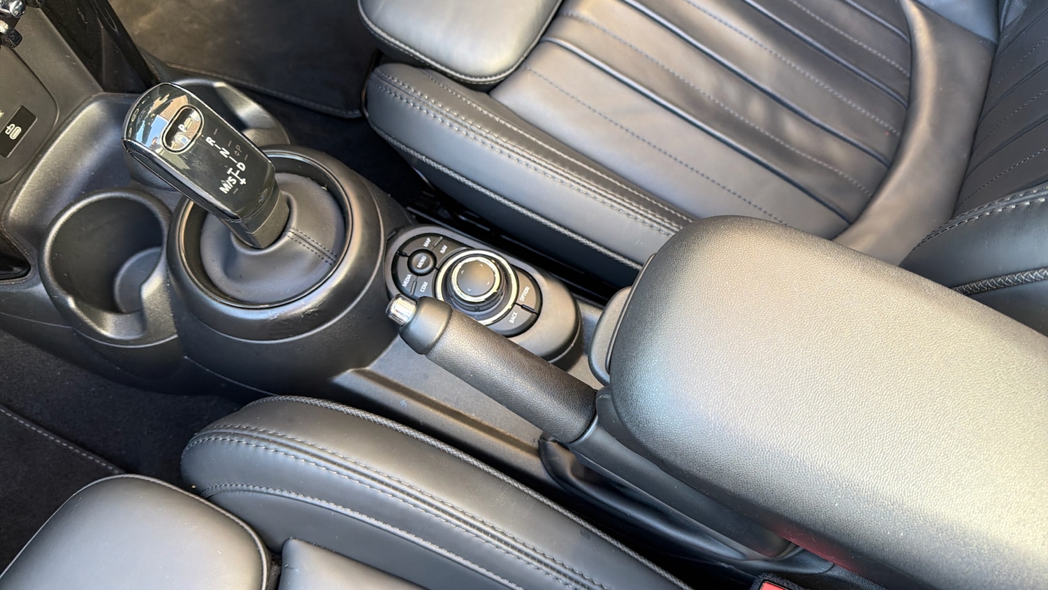 Used MINI Convertible 2023 for sale - 77099838: Photo 10