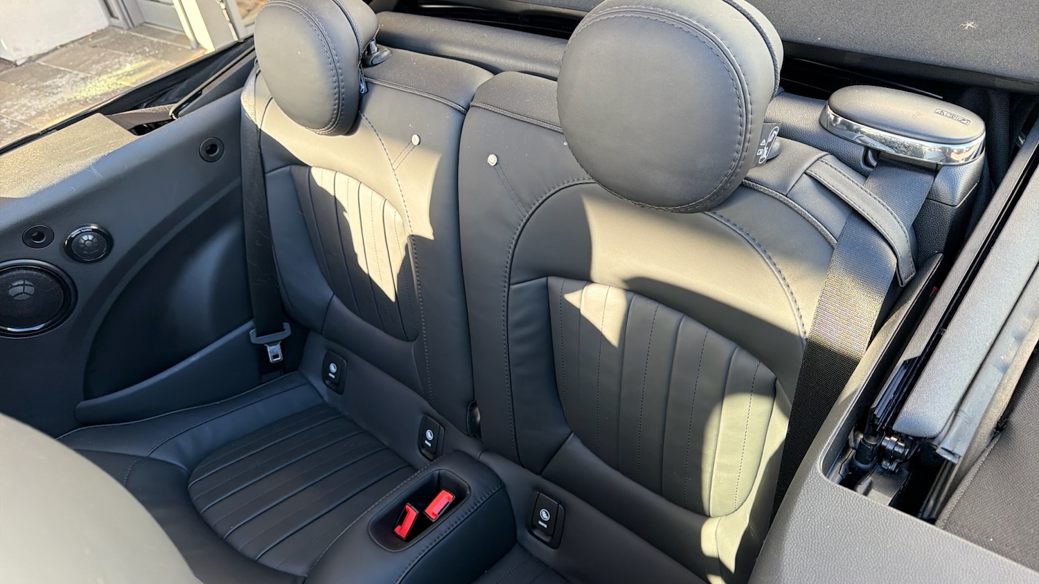 Used MINI Convertible 2023 for sale - 77099838: Photo 12