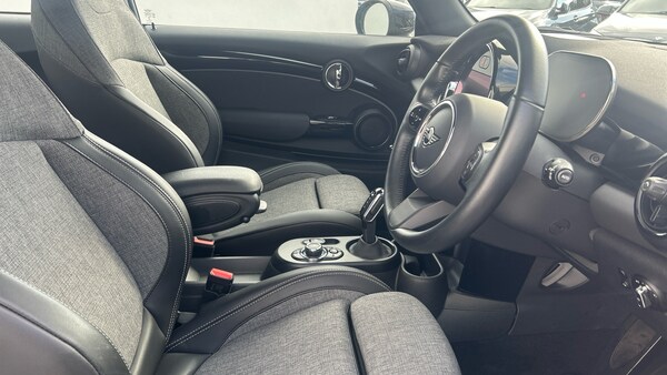 Used MINI Hatch 2022 for sale - 76230837: Photo 11