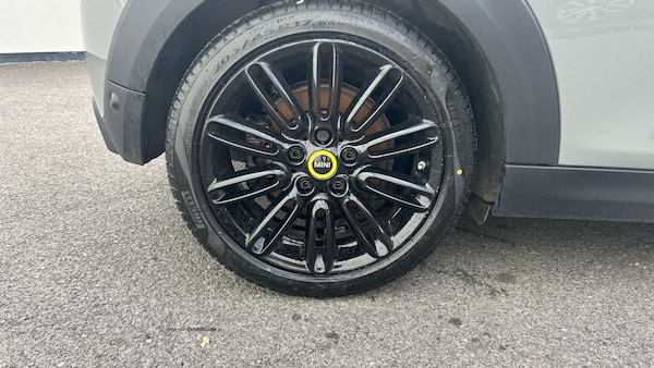 Used MINI Hatch 2022 for sale - 76230837: Photo 37