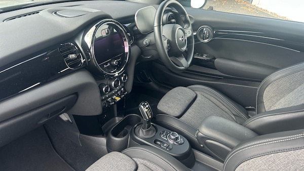 Used MINI Hatch 2022 for sale - 76230837: Photo 7