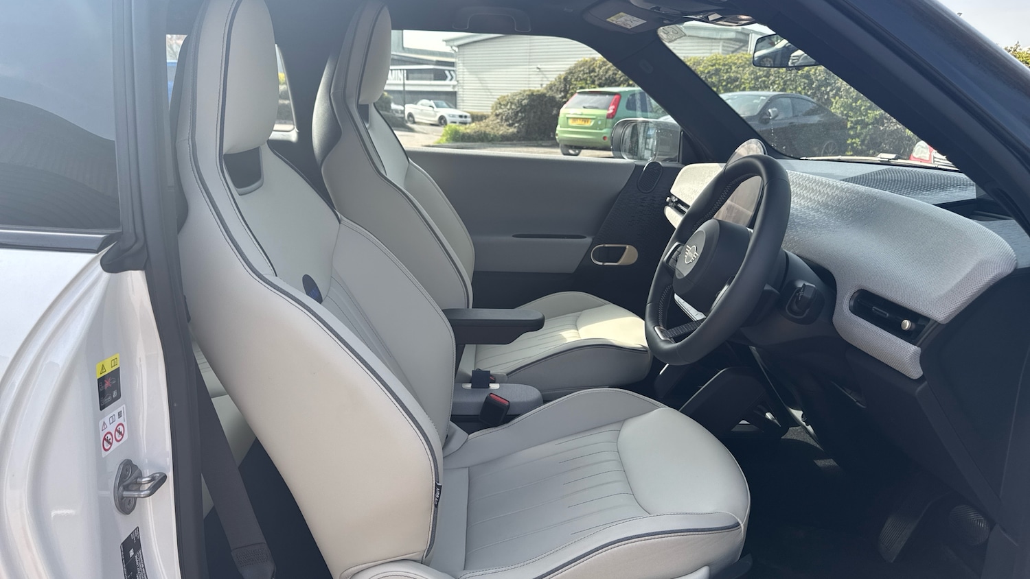 Used MINI Cooper 2025 for sale - 77996920: Photo 11