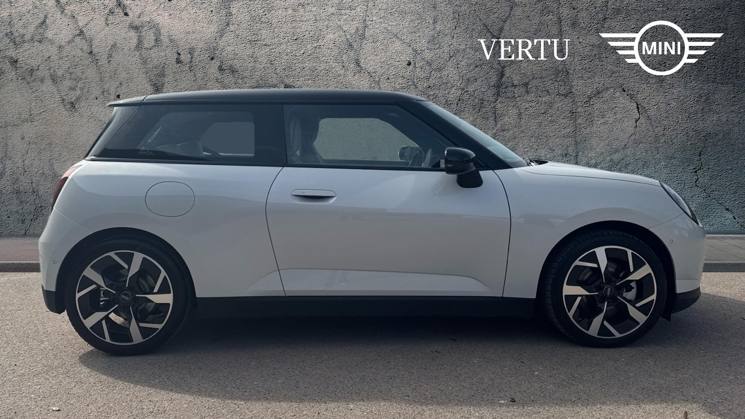 Used MINI Cooper 2025 for sale - 77996920: Photo 3