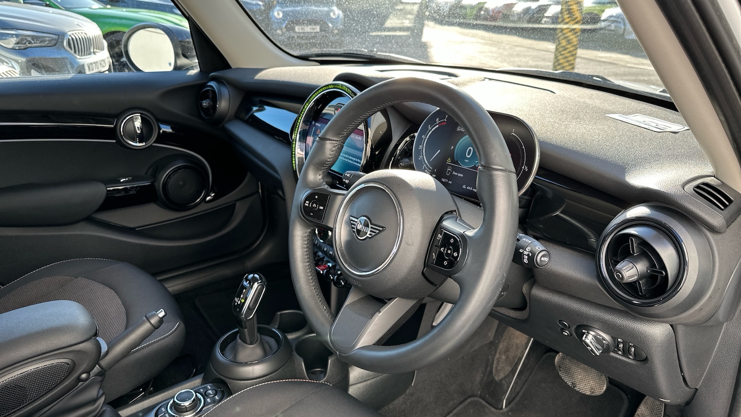 Used MINI Hatch 2023 for sale - 77136138: Photo 6