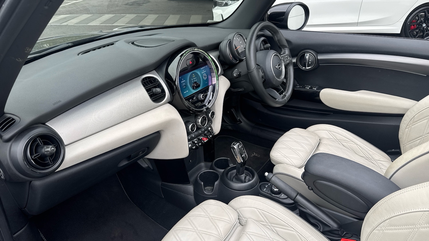 Used MINI Convertible 2021 for sale - 76455130: Photo 7