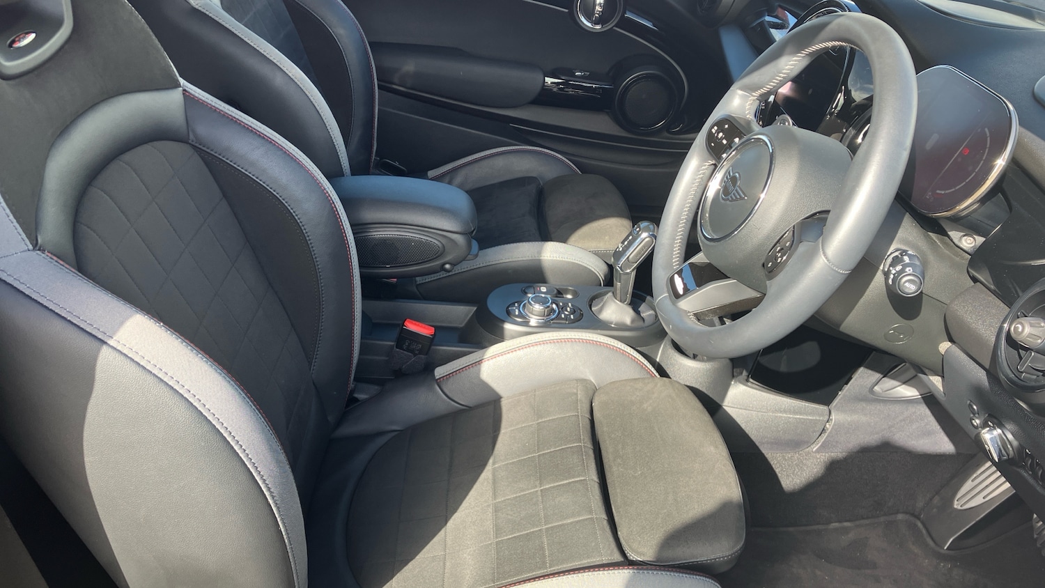 Used MINI Hatch 2023 for sale - 78066647: Photo 11