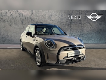 Used MINI Hatch 2023 for sale - 77354256: Photo