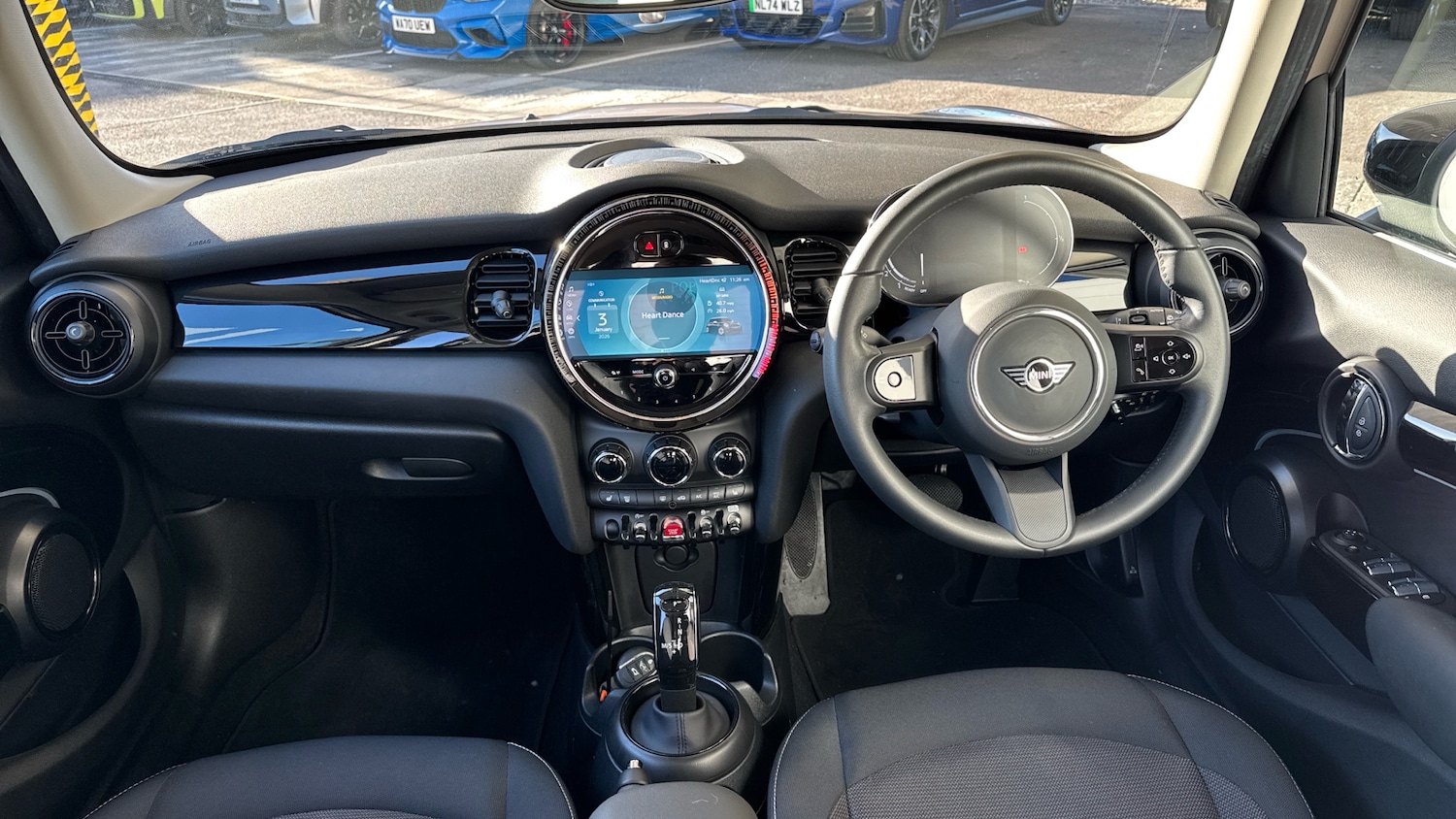 Used MINI Hatch 2023 for sale - 77354256: Photo 4