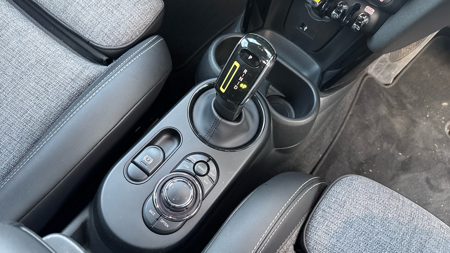 Used MINI Hatch 2023 for sale - 76968752: Photo 10