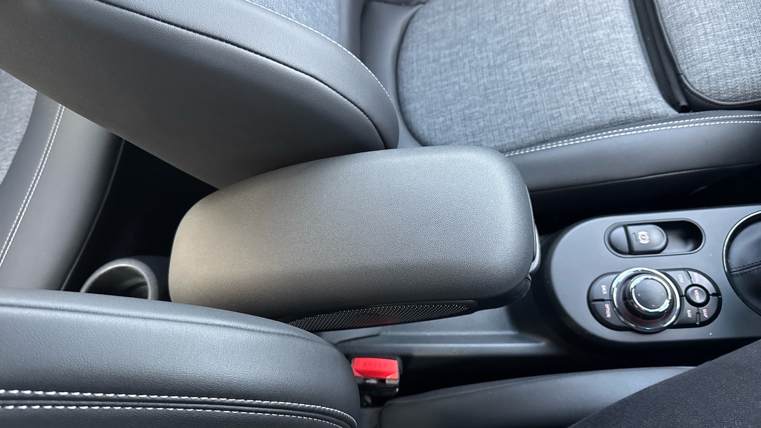 Used MINI Hatch 2023 for sale - 76968752: Photo 48