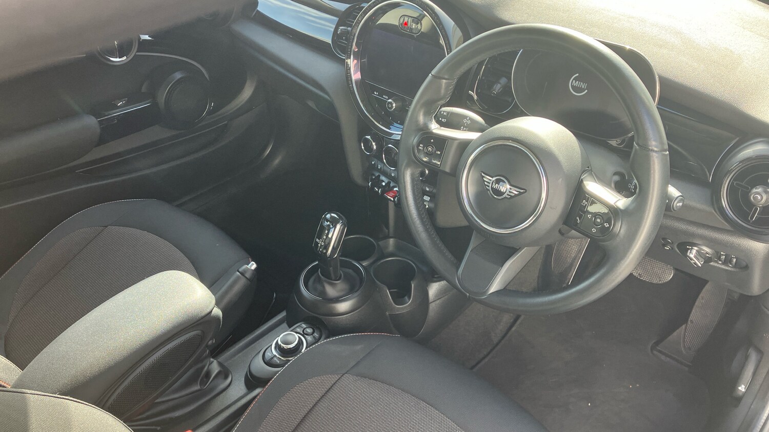 Used MINI Hatch 2023 for sale - 77743162: Photo 6