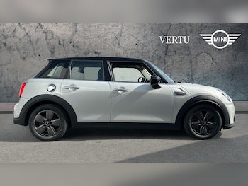 Used MINI Hatch 2021 for sale - 76016348: Photo