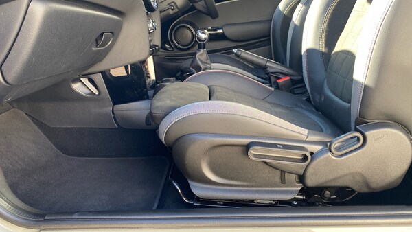 Used MINI Hatch 2021 for sale - 76219075: Photo 31