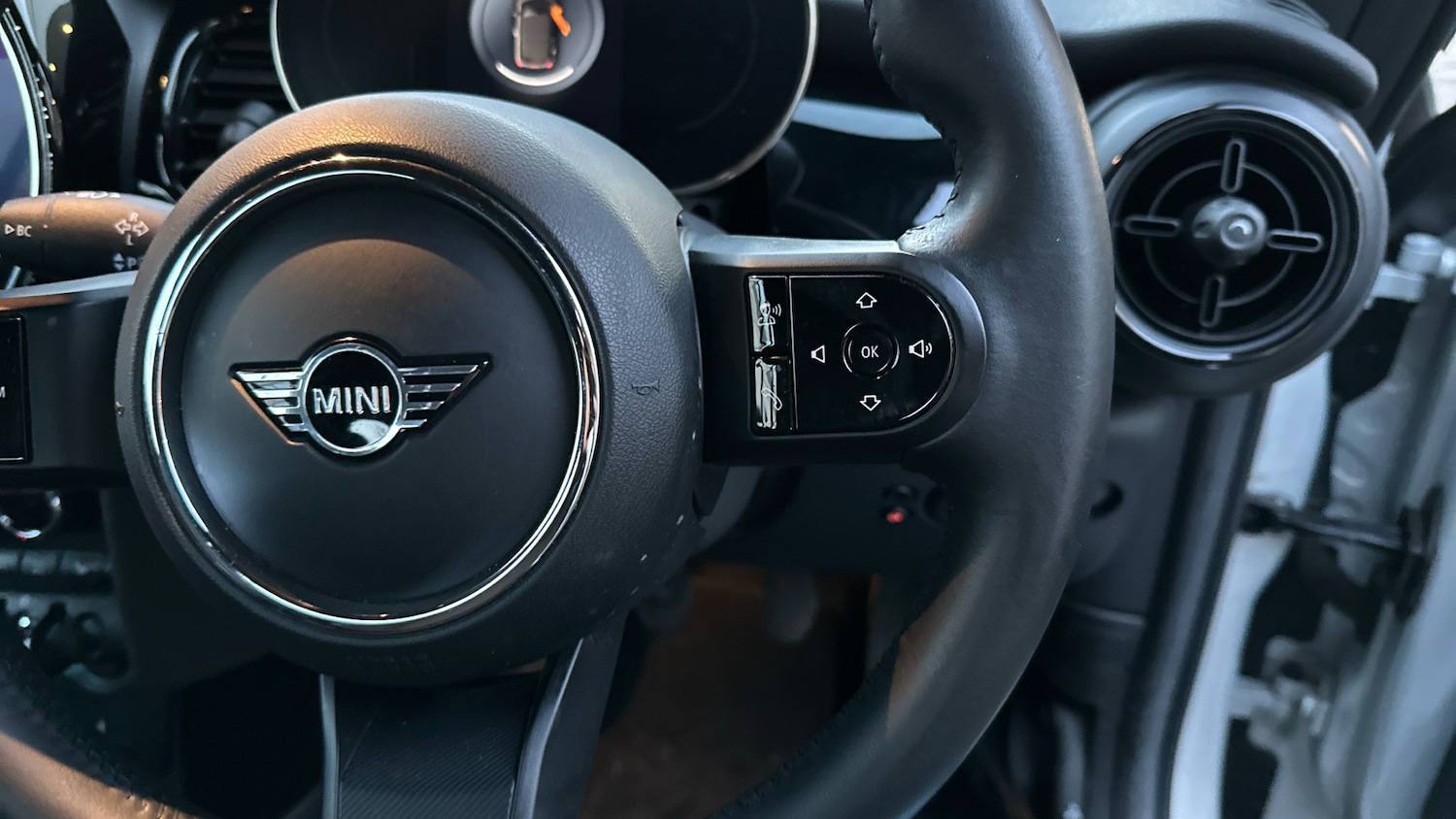 Used MINI Convertible 2022 for sale - 77195167: Photo 18